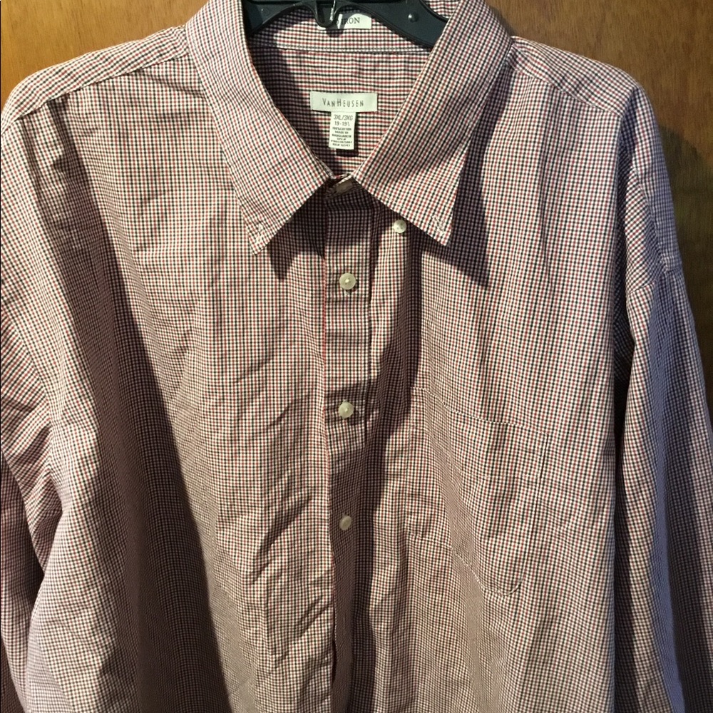 Men’s Casual Button-down shirt